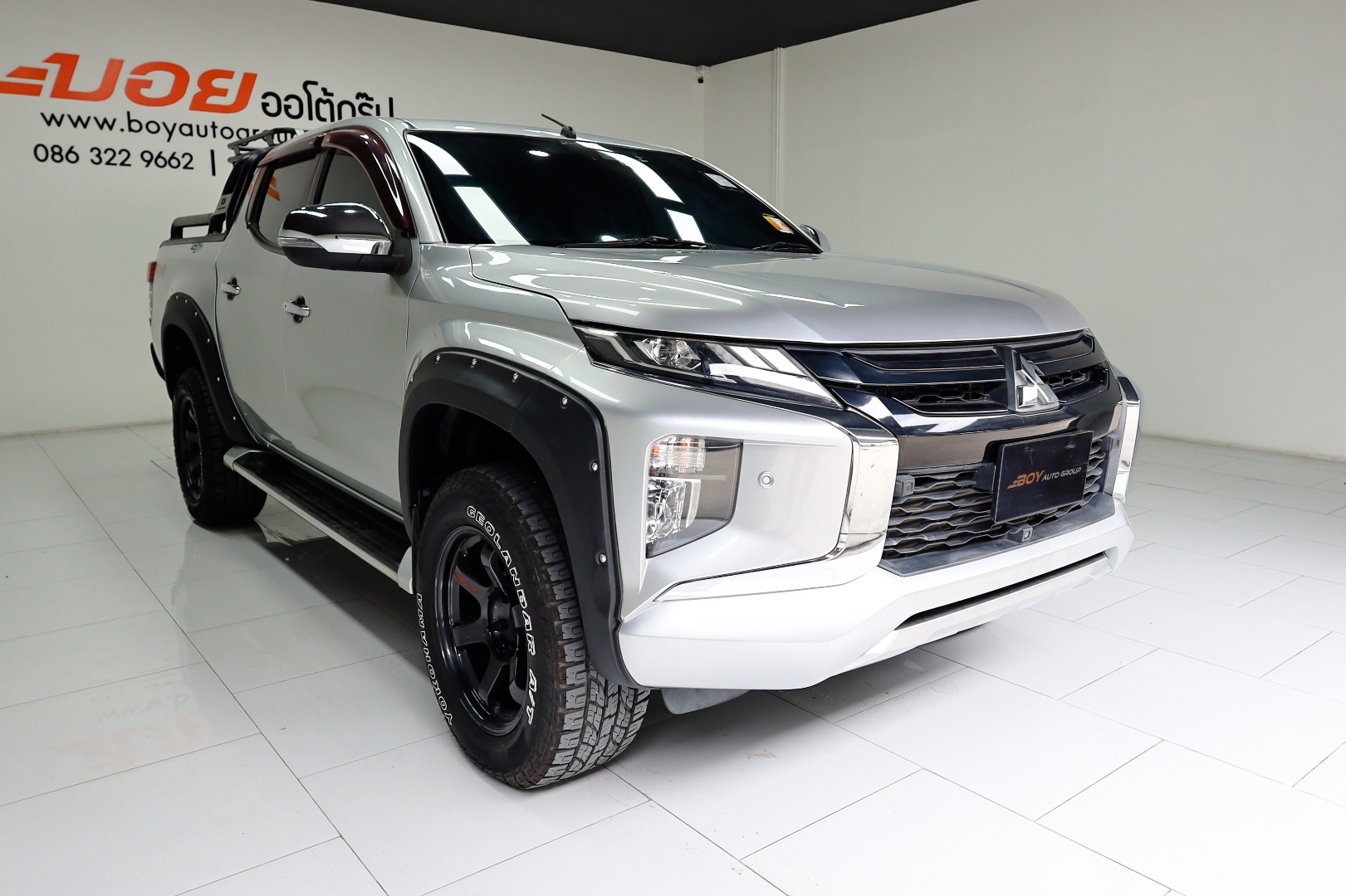 MITSUBISHI ALL NEW TRITON DOUBLE CAB PLUS 2.4 GT PREMIUM 4WD (B1389)